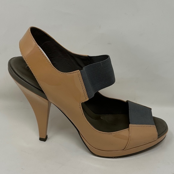 BCBG MaxAzria Tan Patent Leather Peep Toe Elastic Strap Heels - Picture 3 of 6